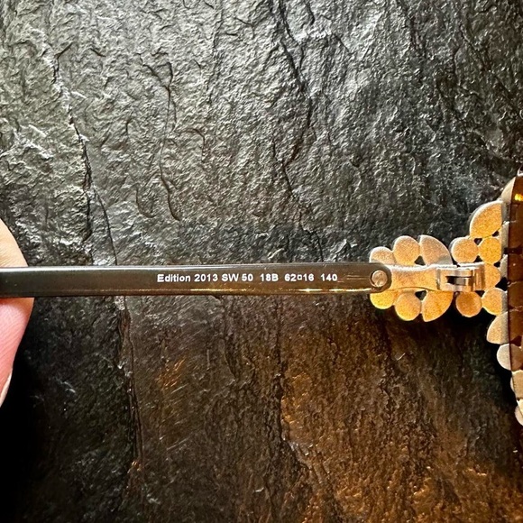 Authentic Swarovski Oversized Sunglasses - Picture 5 of 8